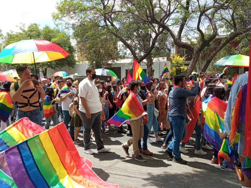 Realizan marcha por el Orgullo LGBT en Guadalajara Anodis